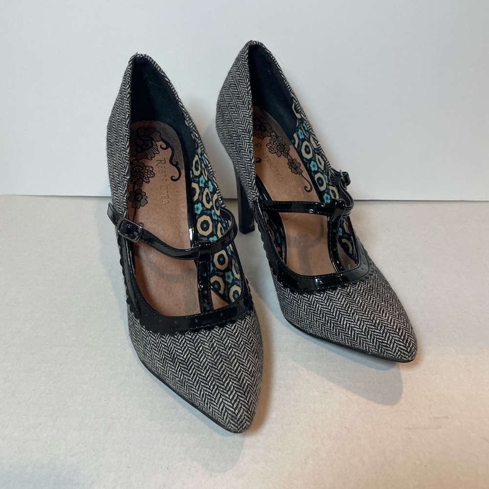 Restricted Women’s Heels